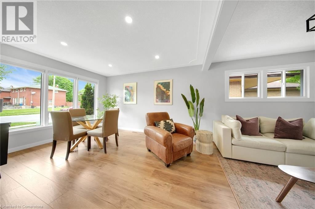 211 CONNAUGHT STREET Image 5