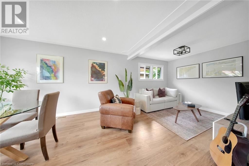 211 CONNAUGHT STREET Image 6