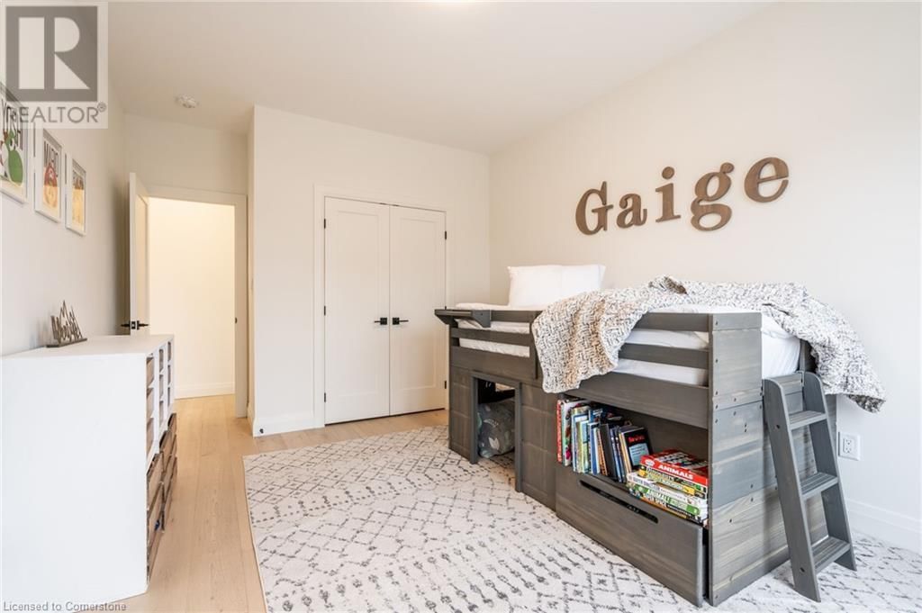 98 LAMETTI DRIVE Image 32