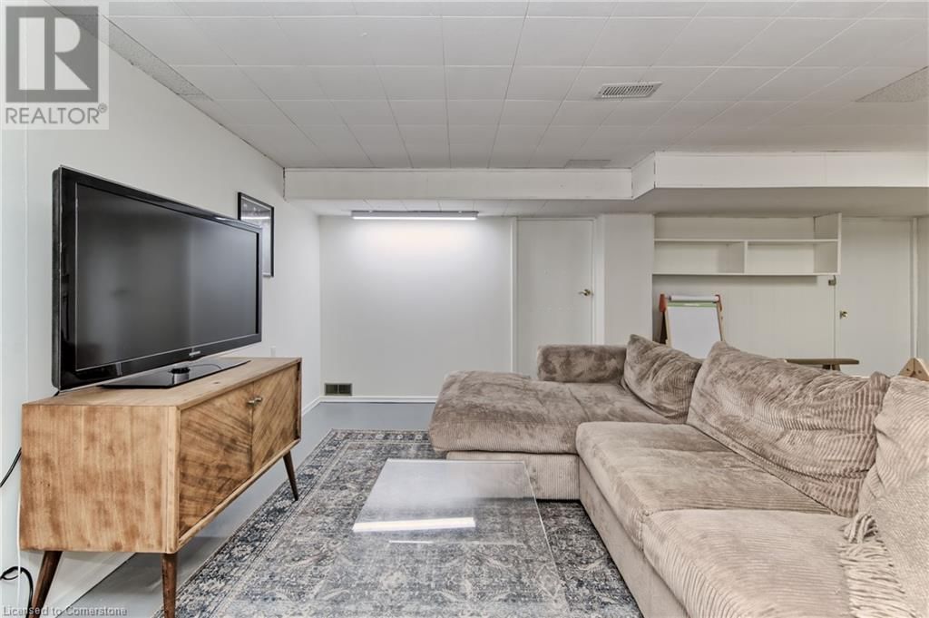 811 TEAL DRIVE Image 19