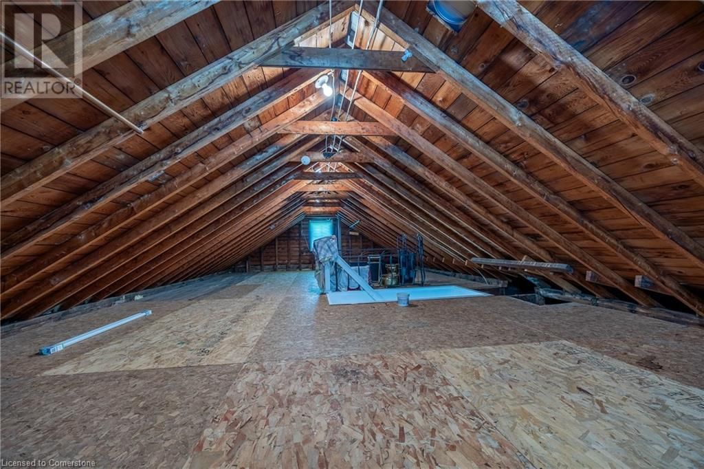 4189 LAKESHORE ROAD Image 18