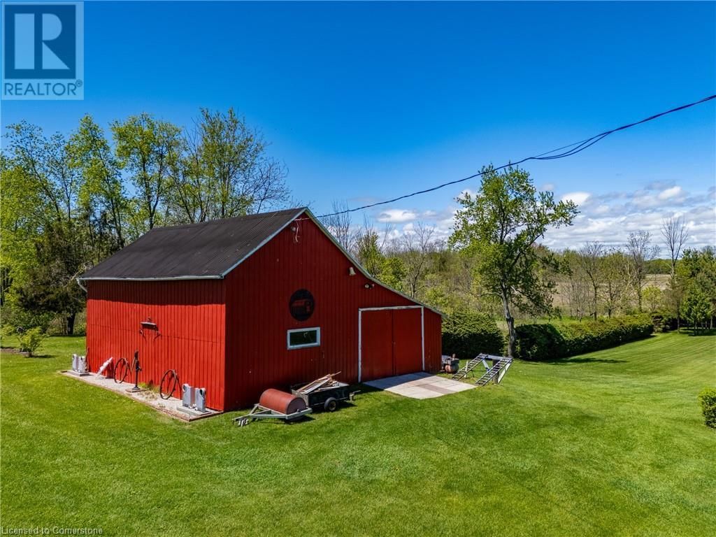 4189 LAKESHORE ROAD Image 3