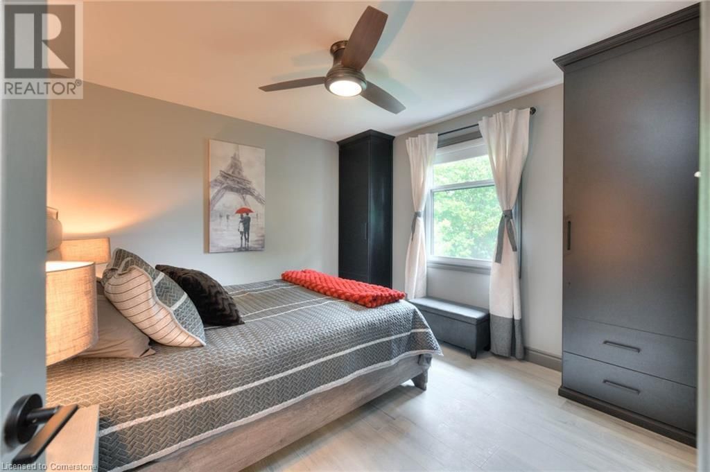 36 EMILY STREET Image 32