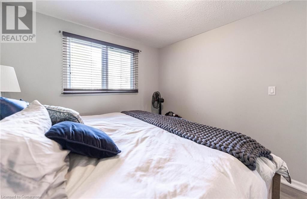1 - 185 BELLINGHAM DRIVE Image 16