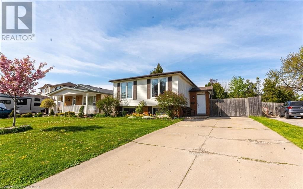 1 - 185 BELLINGHAM DRIVE Image 2