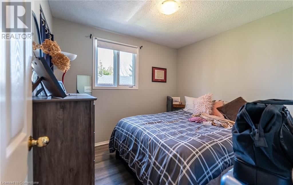 1 - 185 BELLINGHAM DRIVE Image 20