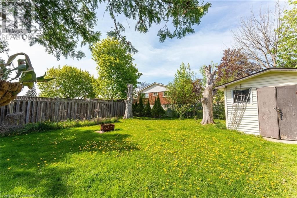 1 - 185 BELLINGHAM DRIVE Image 21