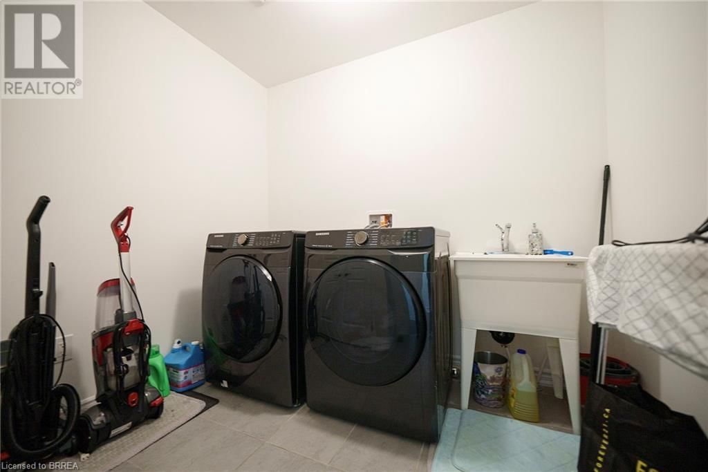 4 SLEETH STREET Image 24