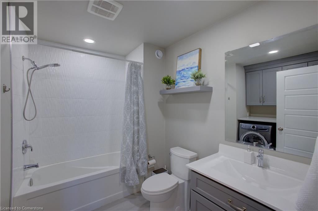 37 LORNE STREET WEST Image 13