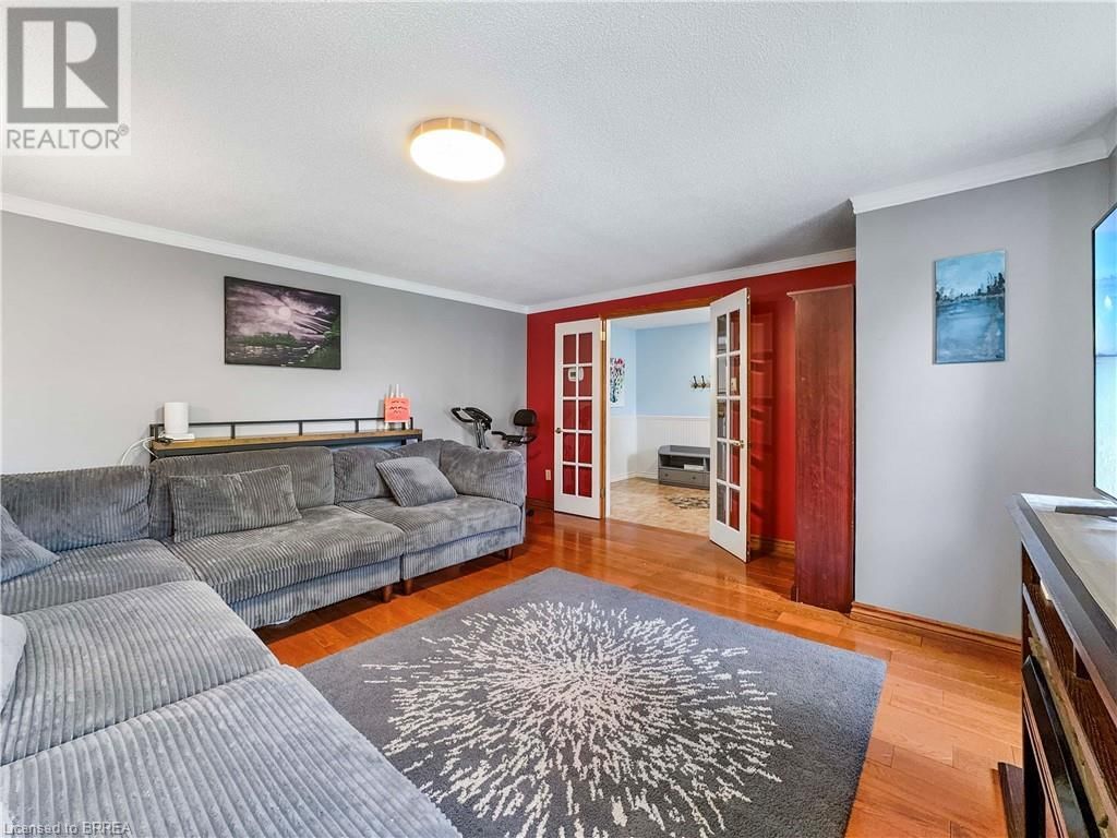 284 GRAND RIDGE DRIVE Image 11