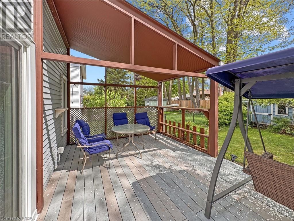 284 GRAND RIDGE DRIVE Image 33