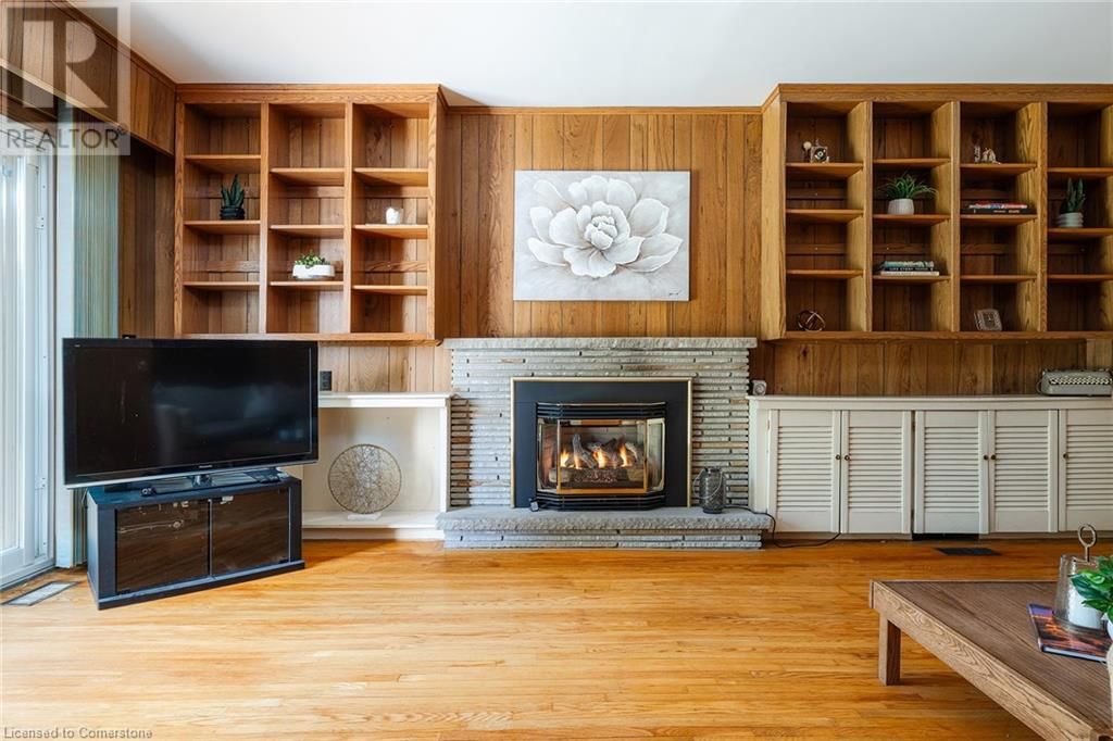 69 PETTIT DRIVE Image 11