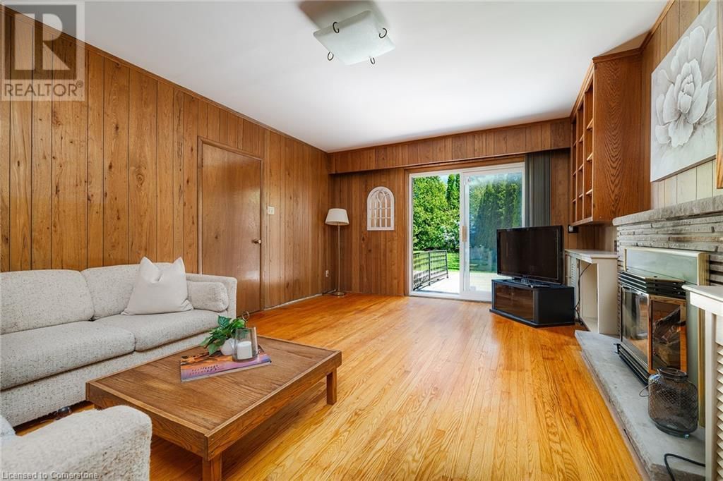 69 PETTIT DRIVE Image 13
