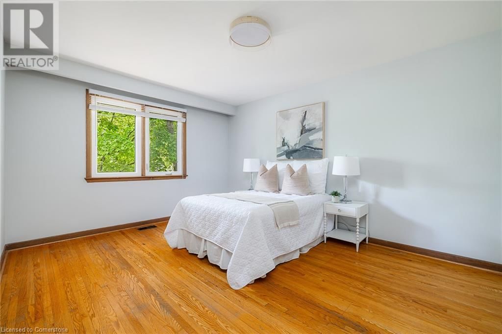69 PETTIT DRIVE Image 21
