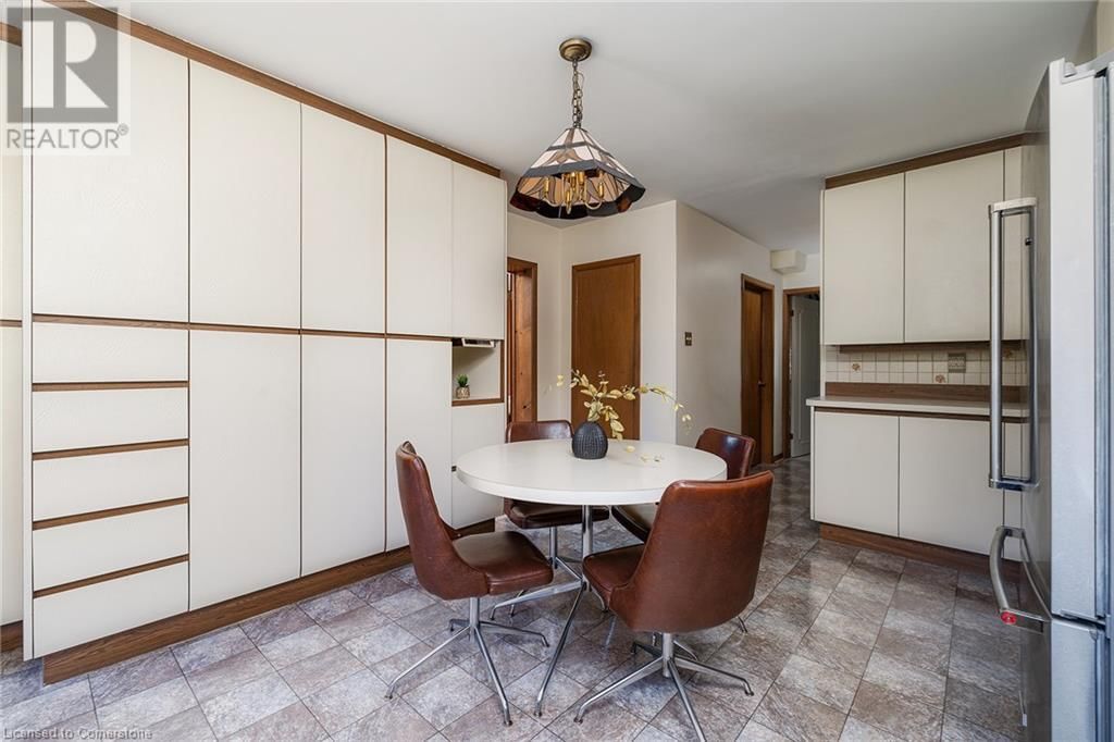 69 PETTIT DRIVE Image 8