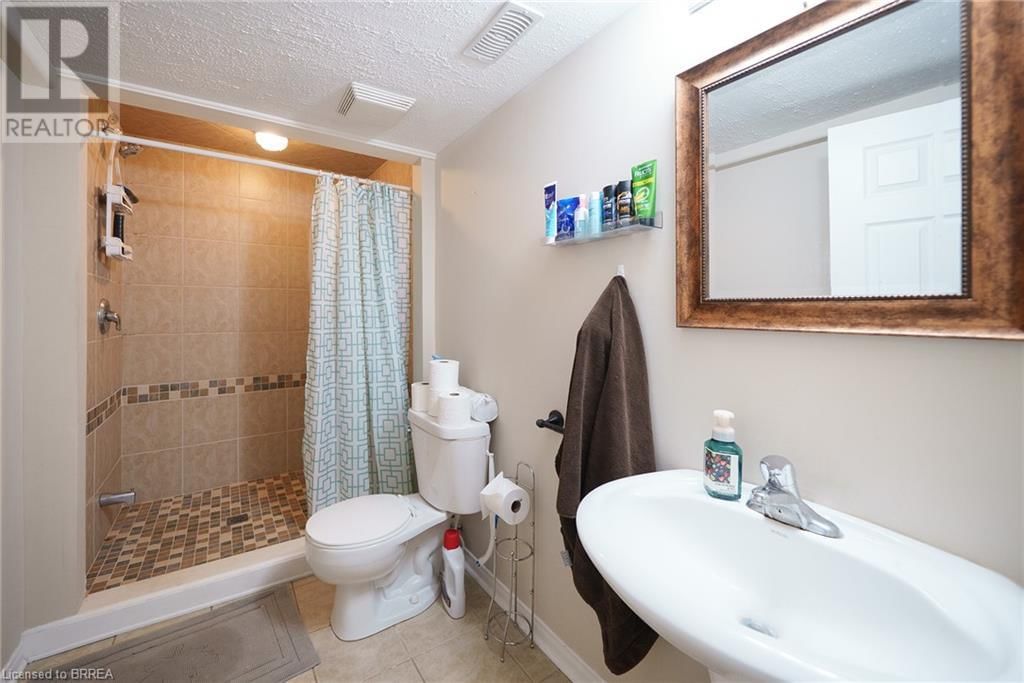 12 GAYDON WAY Image 21