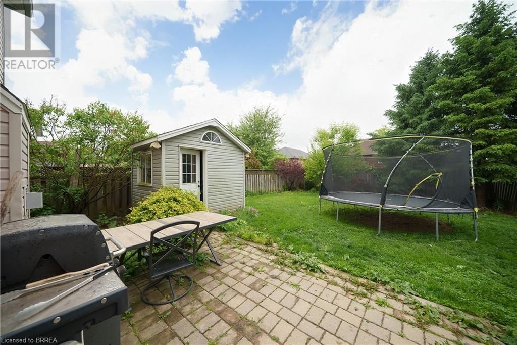 12 GAYDON WAY Image 27