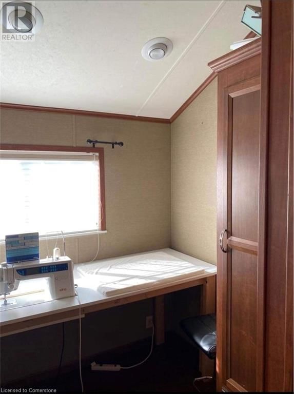 249 - 580 BEAVER CREEK ROAD Image 11