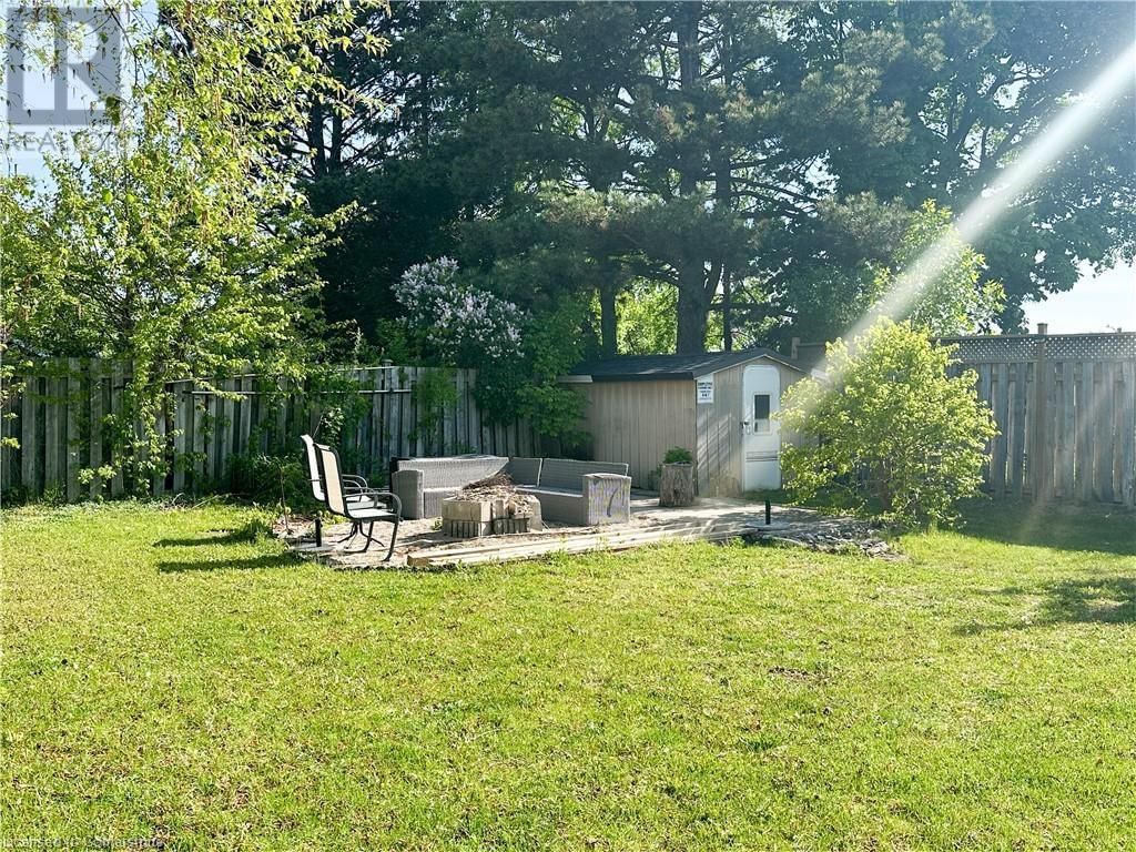 776 ELIZABETH STREET Image 39