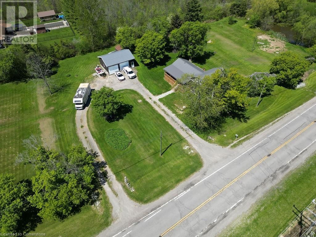 136 ERIE AVENUE SOUTH Image 2