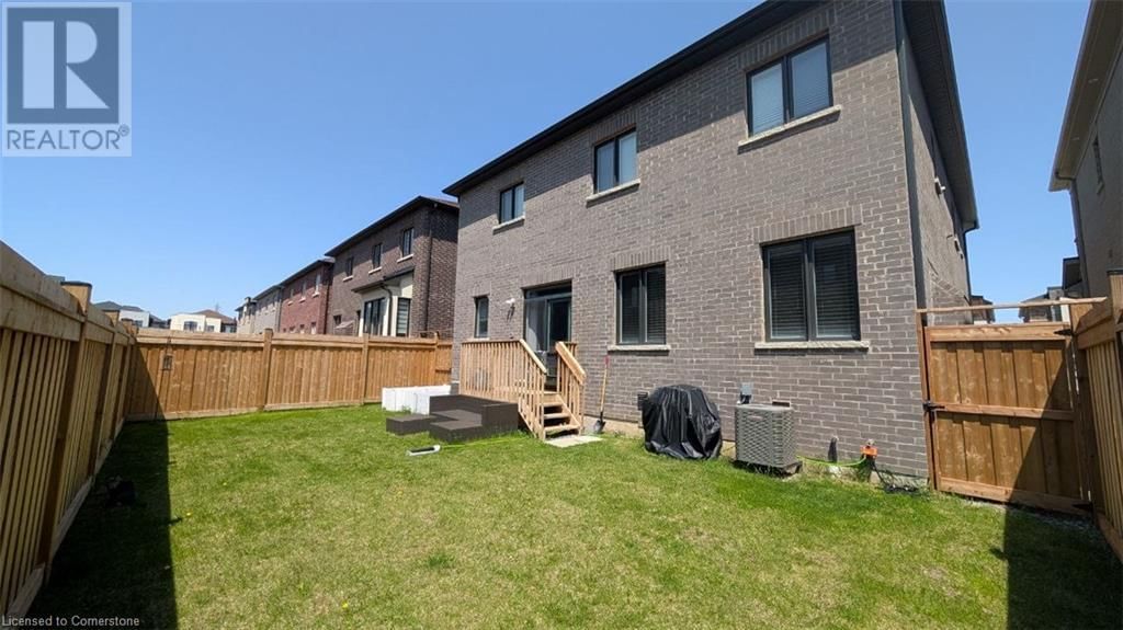 20 ZIMMERMAN GARDENS Image 36