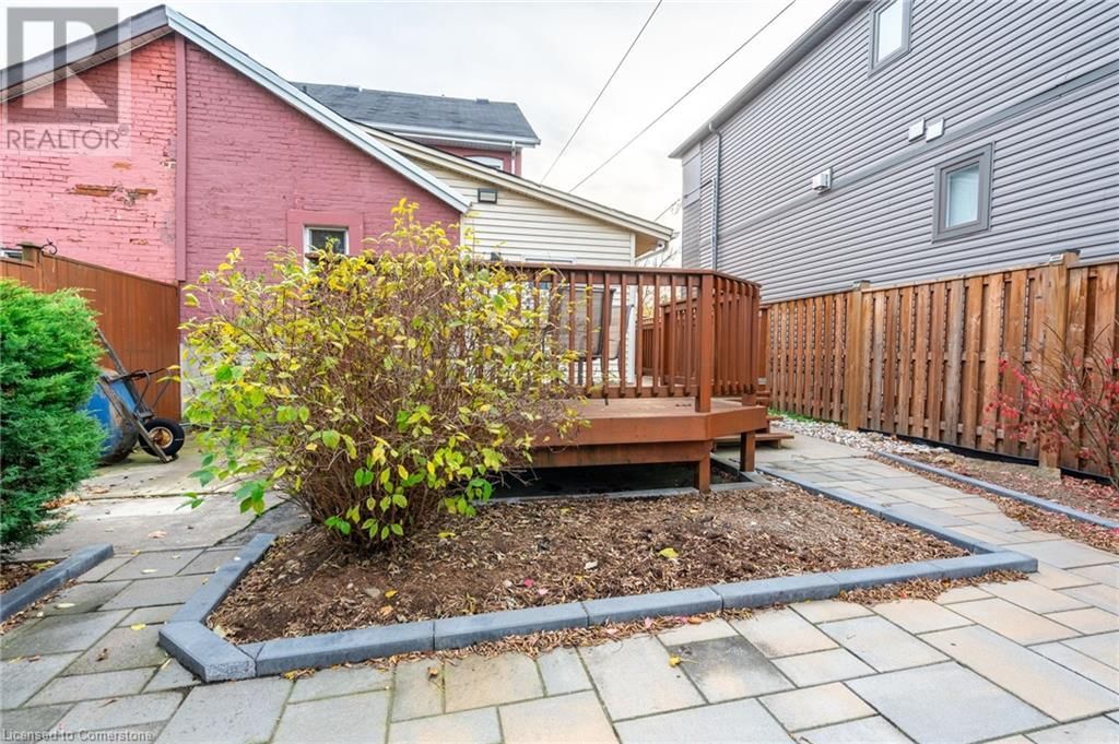 202 CANADA STREET Image 23