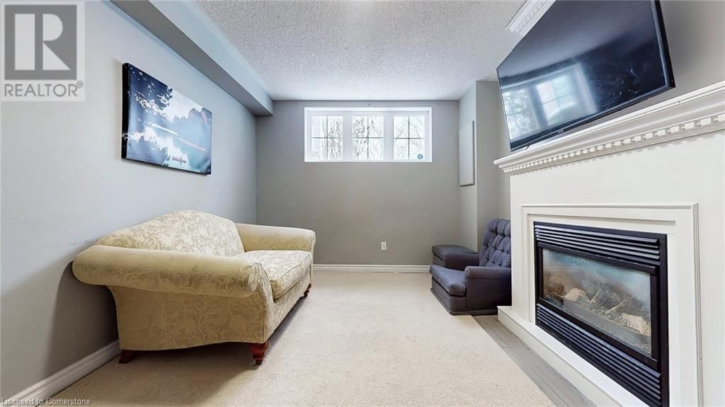 191 CARROLL CRESCENT Image 20