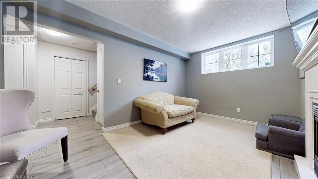 191 CARROLL CRESCENT Image 21