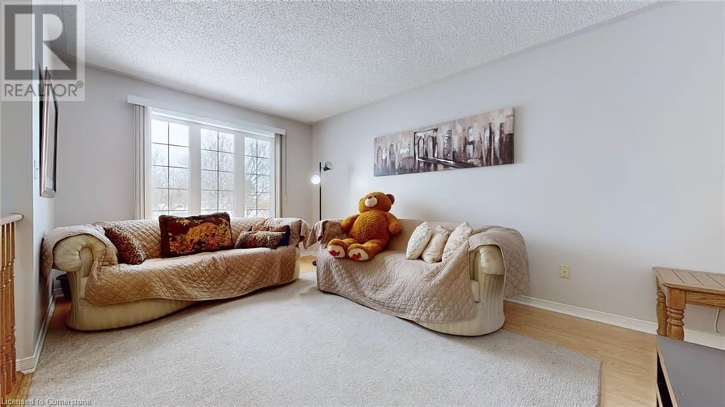 191 CARROLL CRESCENT Image 5
