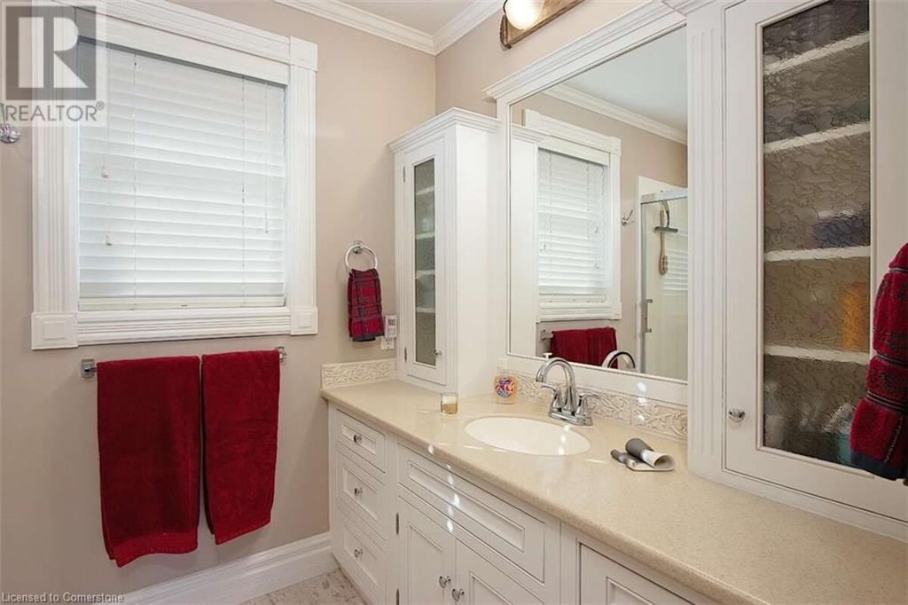 230 FREDERICK COURT Image 12