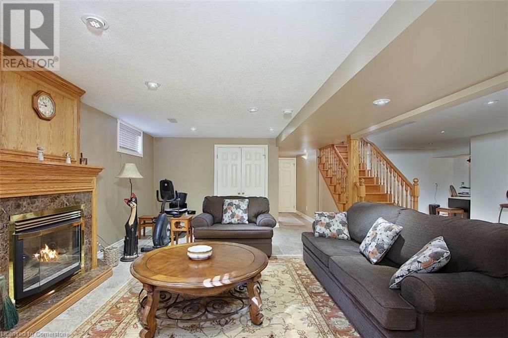 230 FREDERICK COURT Image 16