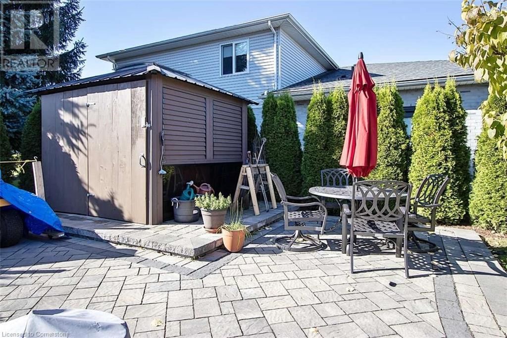 230 FREDERICK COURT Image 24