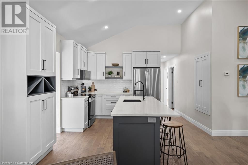 1041 SHEPHERD'S DRIVE Image 11