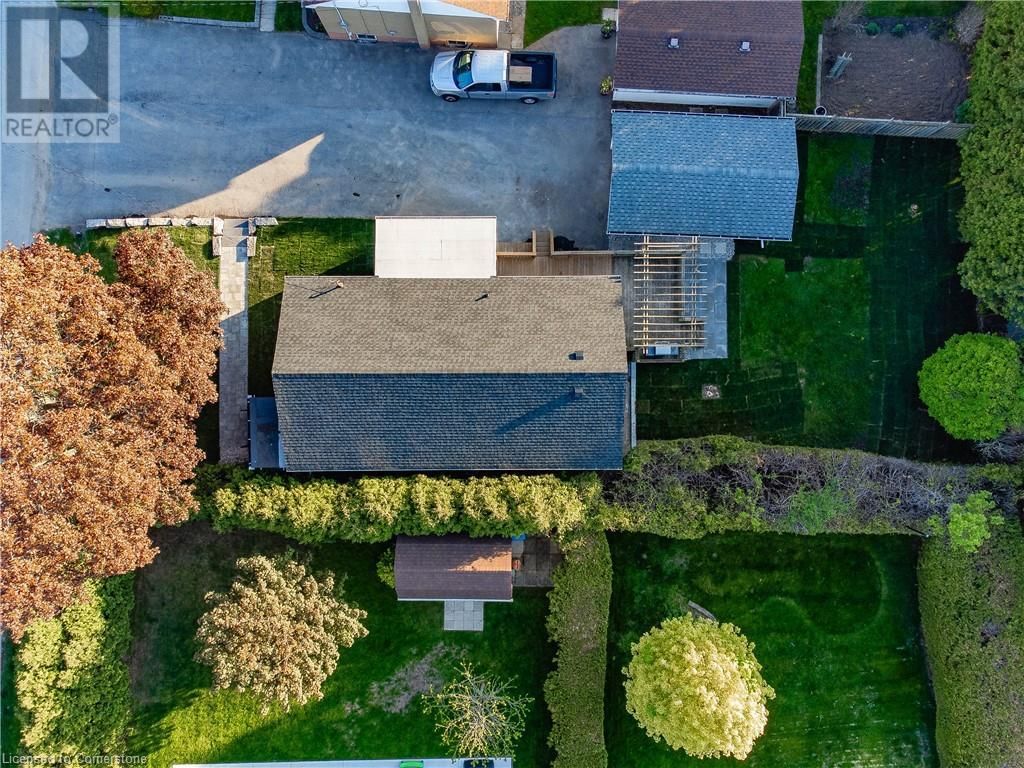 1041 SHEPHERD'S DRIVE Image 35