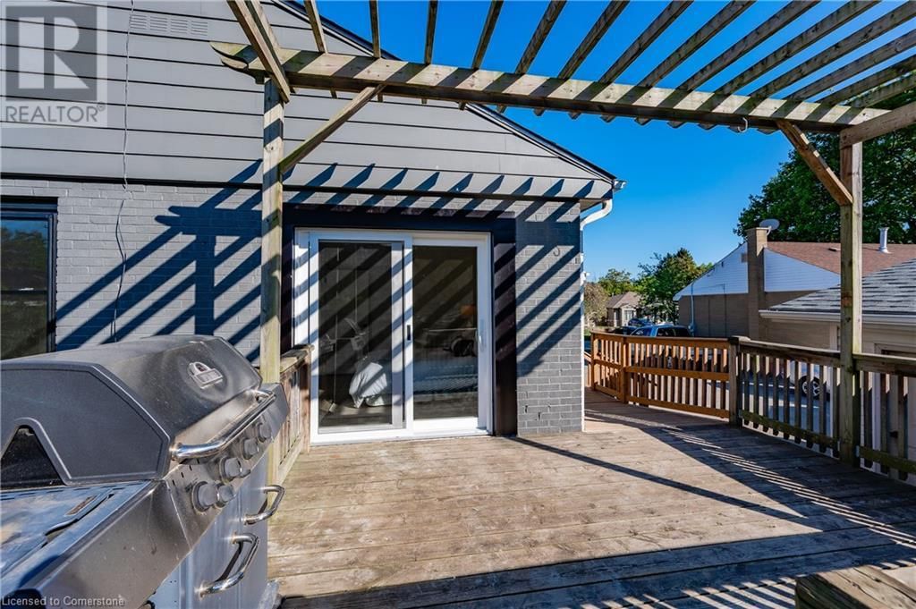 1041 SHEPHERD'S DRIVE Image 42