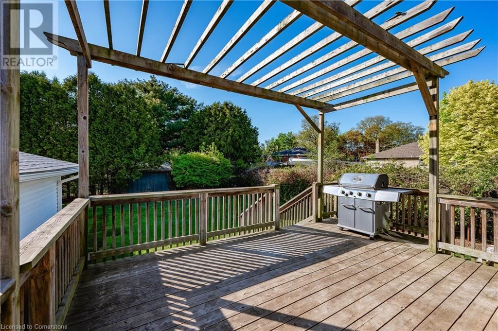 1041 SHEPHERD'S DRIVE Image 44