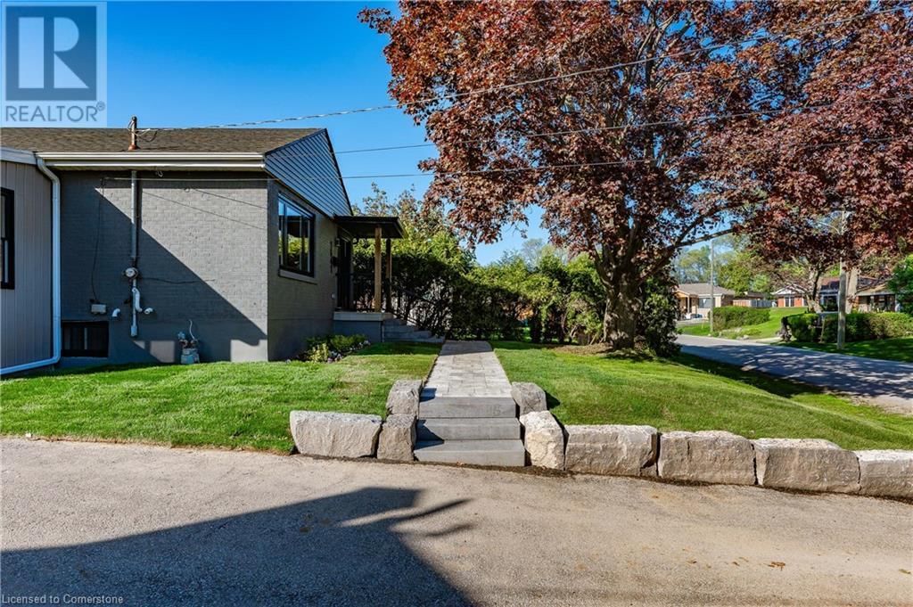1041 SHEPHERD'S DRIVE Image 5