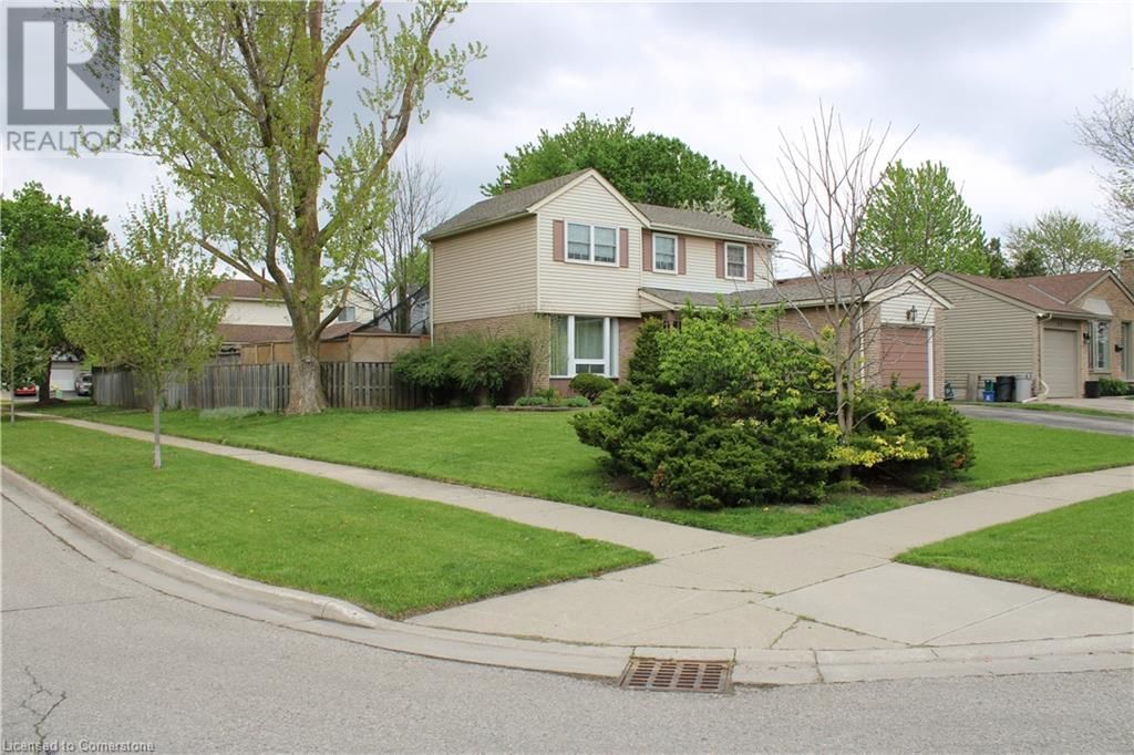 56 TRAILWOOD CRESCENT Image 1