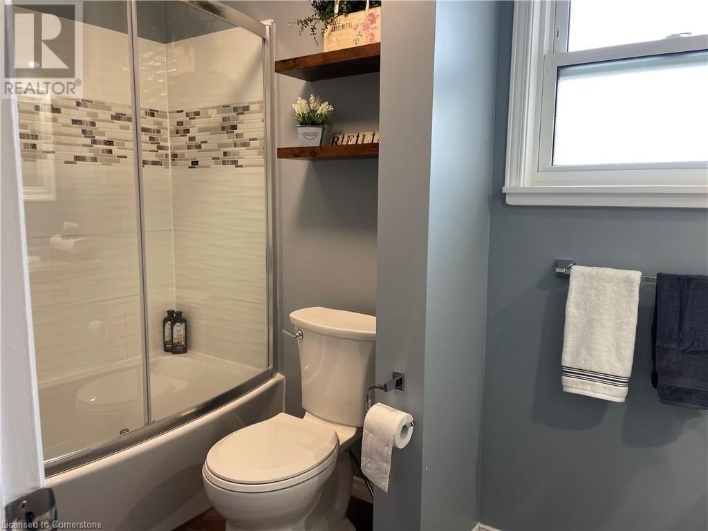 56 TRAILWOOD CRESCENT Image 14