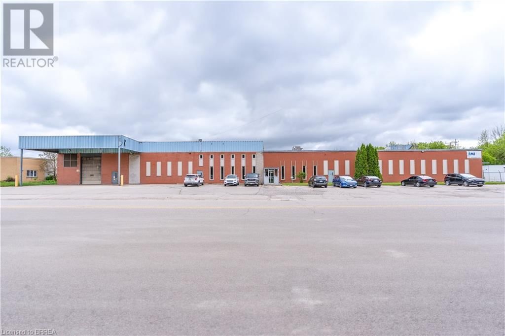 10 SPALDING DRIVE Image 1