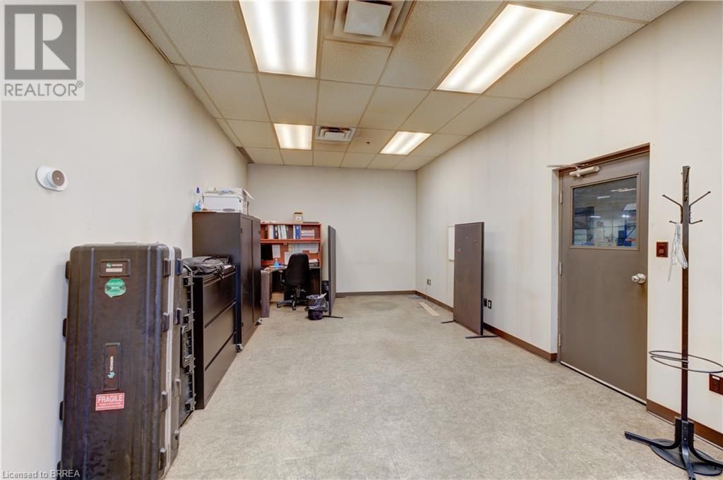 10 SPALDING DRIVE Image 15