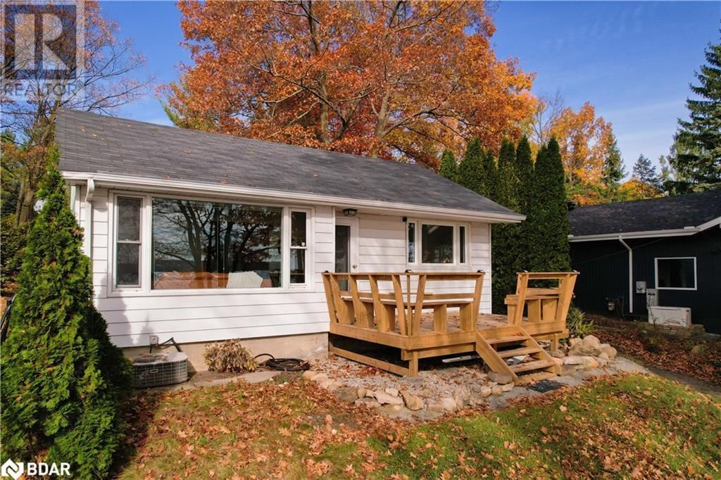 23 BARRIE TERRACE Image 30