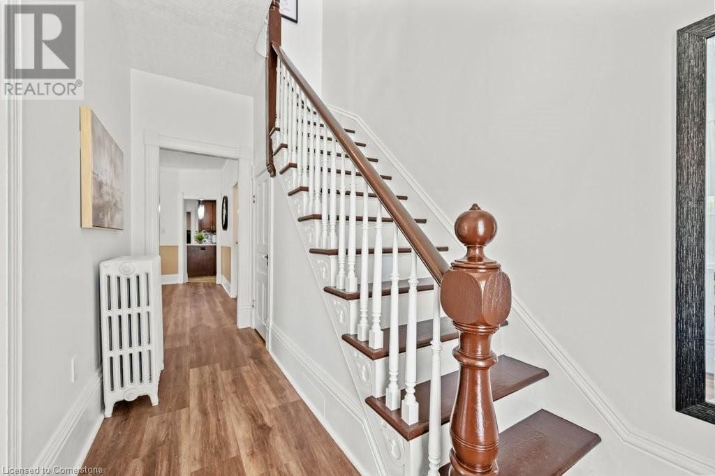 89 LYNDEN ROAD ROAD Image 20
