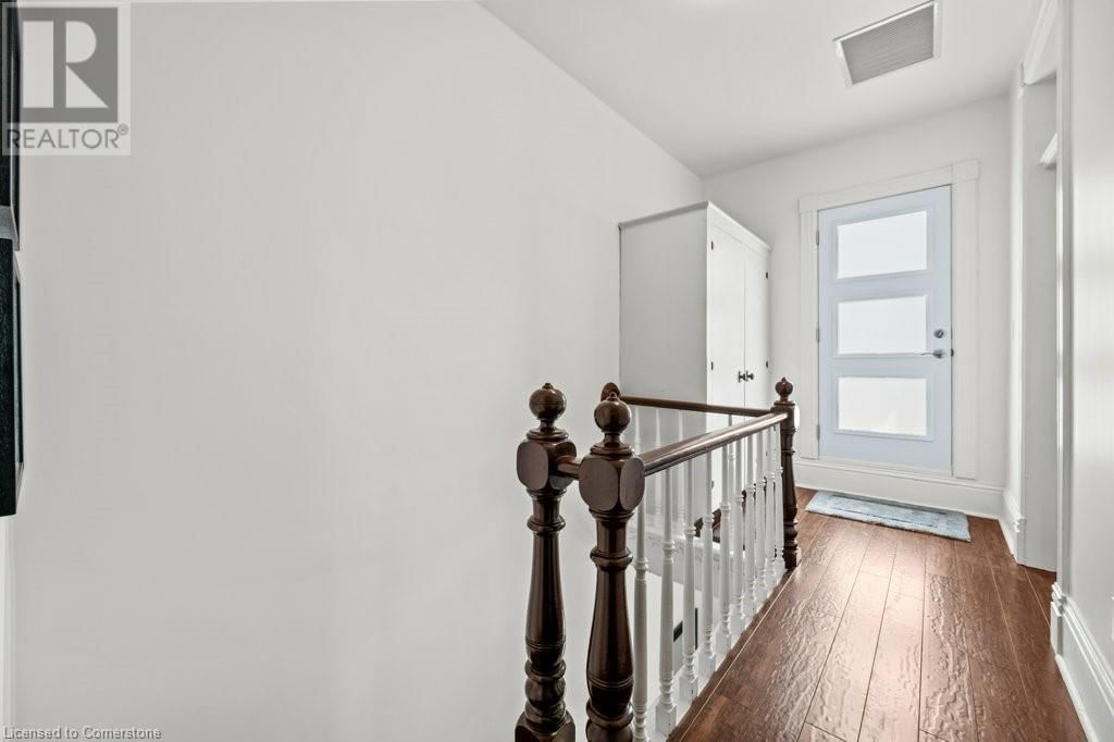 89 LYNDEN ROAD ROAD Image 21