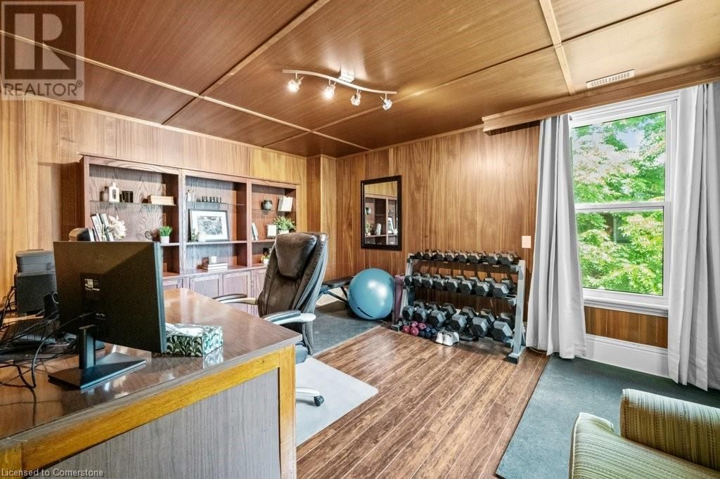 89 LYNDEN ROAD ROAD Image 25