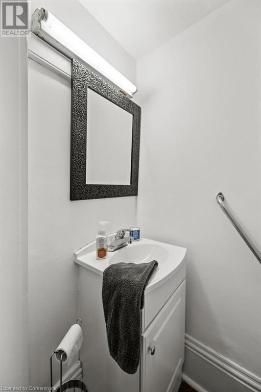 89 LYNDEN ROAD ROAD Image 9