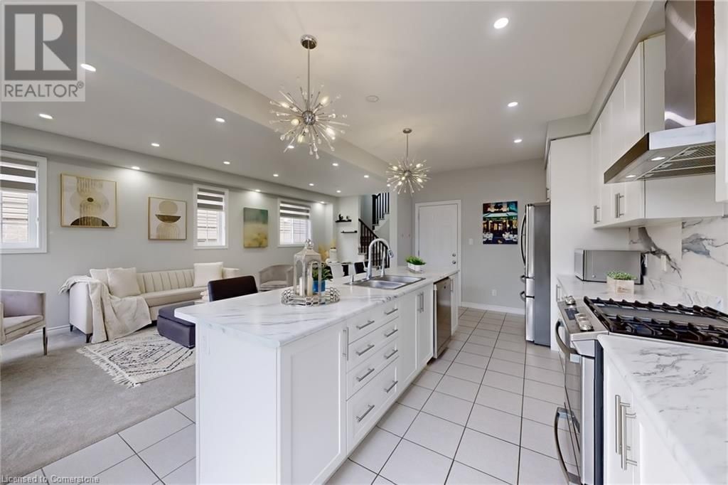 11 - 22 GLEASON CRESCENT Image 19