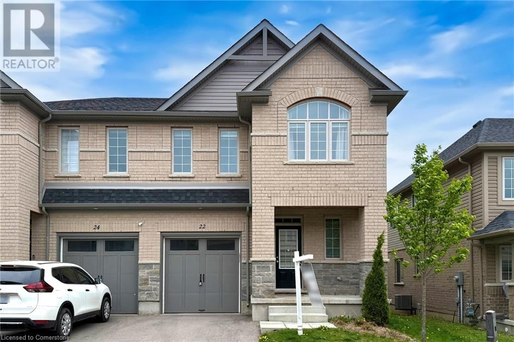 11 - 22 GLEASON CRESCENT Image 2