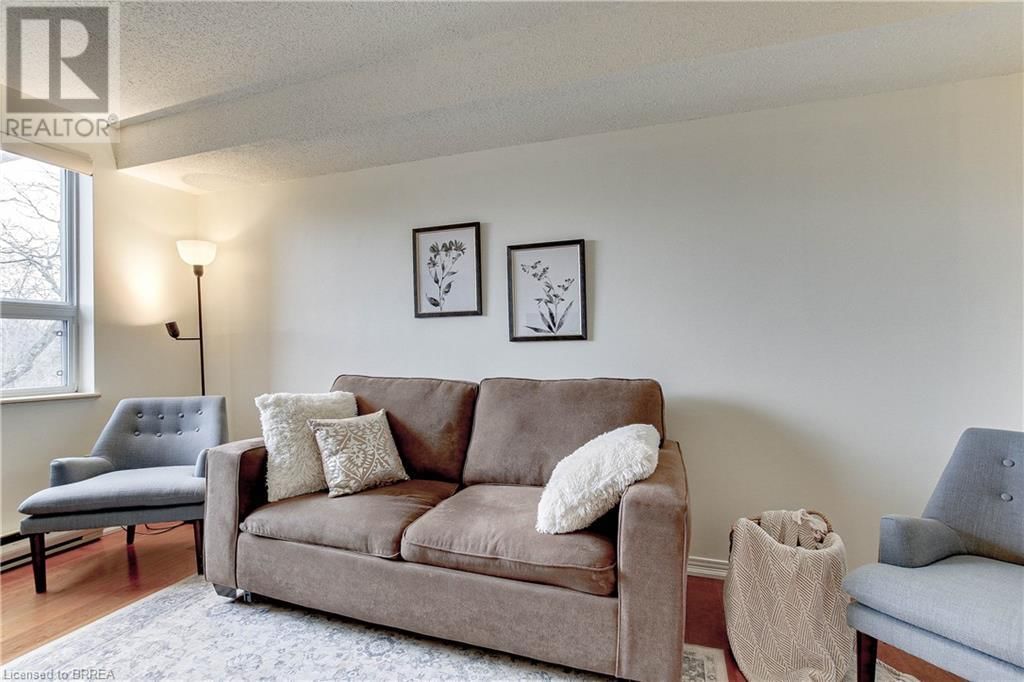 205 - 88 TOLLGATE ROAD Image 11