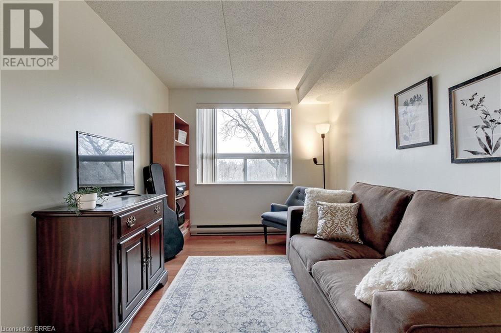 205 - 88 TOLLGATE ROAD Image 12